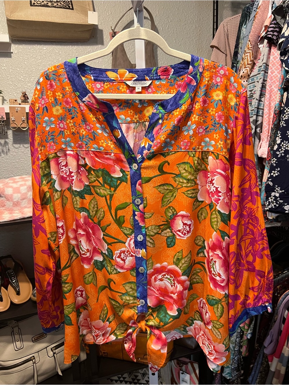 John Mark Orange Floral Button-Front Tie Hem Blouse with Pink Roses